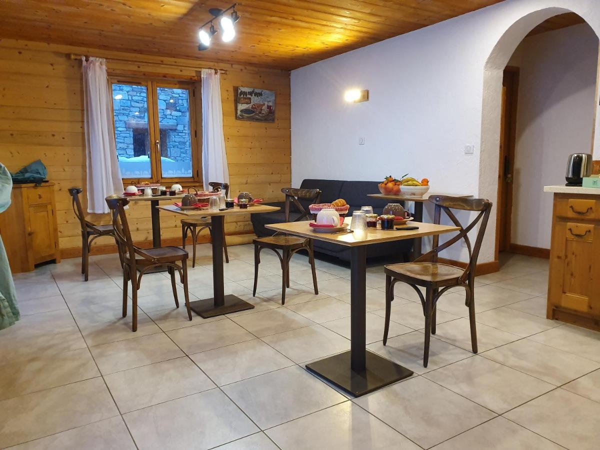 בונואל-סור-ארק Chalet Le Bois Joli מראה חיצוני תמונה