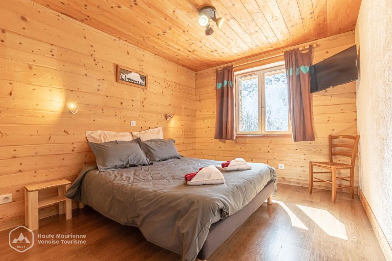 בונואל-סור-ארק Chalet Le Bois Joli מראה חיצוני תמונה