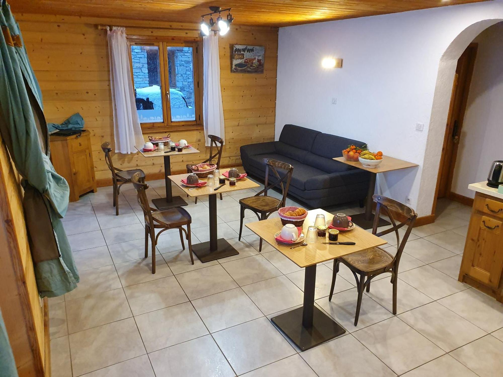 בונואל-סור-ארק Chalet Le Bois Joli מראה חיצוני תמונה